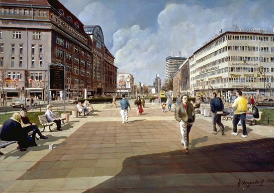 Das KaDeWe (Kaufhaus des Westens) in der Tauentzienstraße 21 -24 hat als einziges der großen Berliner Warenhäuser den 2.WK überstanden